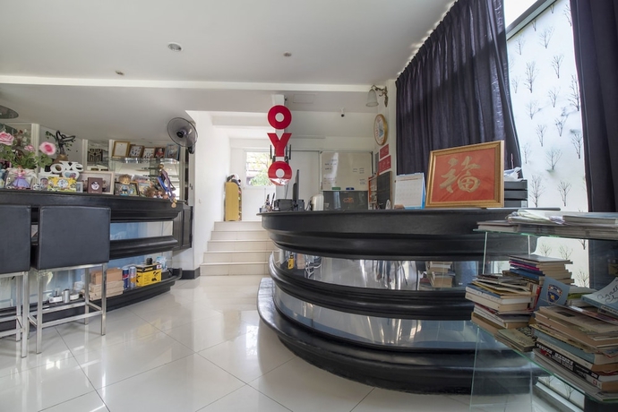 Imagen de los interiores del Hotel Oyo 835 Koh Chang Luxury. Foto 17