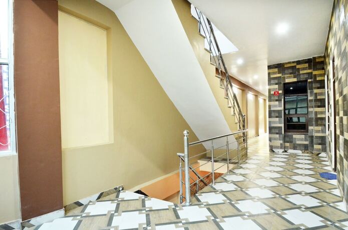 Imagen de los interiores del Hotel Oyo 8452 New Arya 2. Foto 18