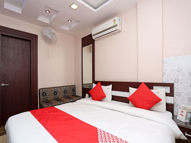 Imagen de la habitación del Hotel Oyo 8568 Kishan Villas. Foto 7