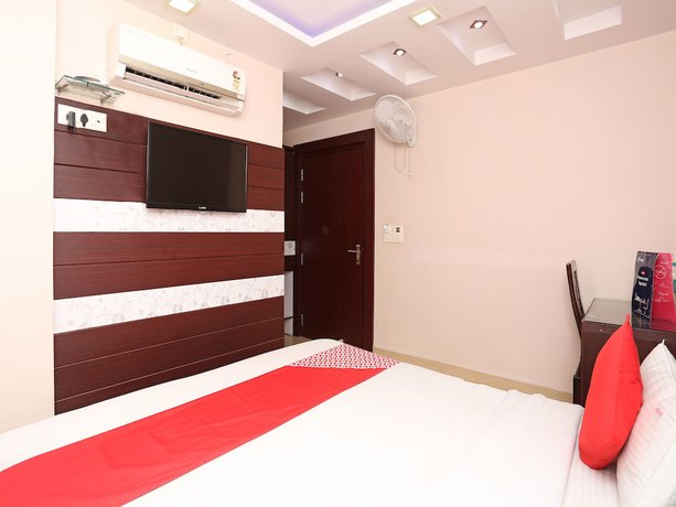 Imagen de la habitación del Hotel Oyo 8568 Kishan Villas. Foto 13