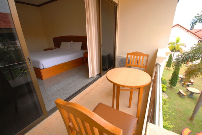 Imagen de la habitación del Hotel Oyo 859 Golden Land. Foto 11
