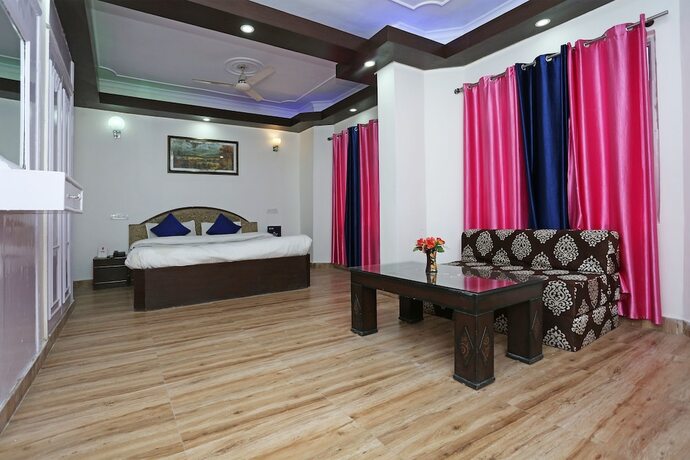 Imagen de la habitación del Hotel Oyo 8637 Shivam. Foto 16