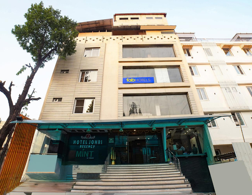 Imagen general del Hotel Oyo 8650 Johri Residency. Foto 1