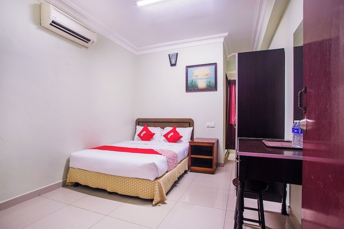 Imagen de la habitación del Hotel Oyo 89363 Casavilla. Foto 10