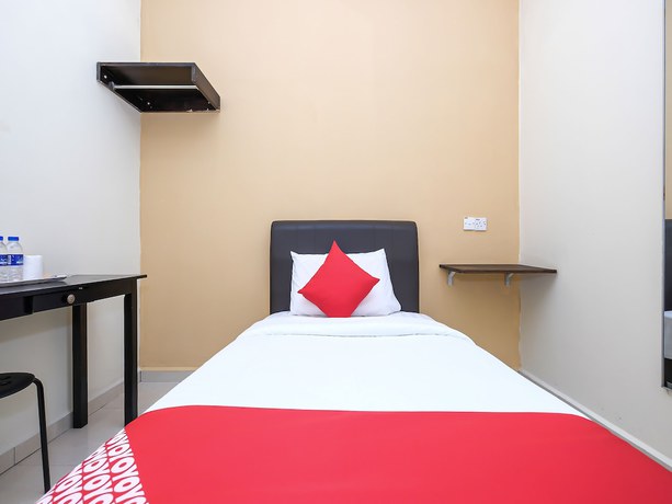 Imagen de la habitación del Hotel Oyo 89493 Q Mentakab. Foto 15