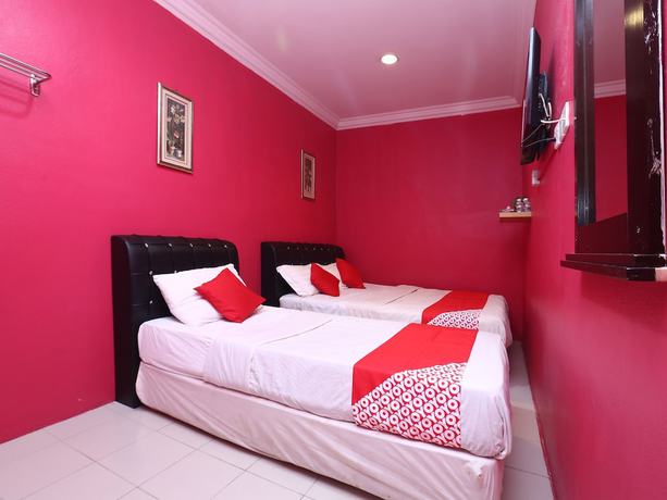 Imagen de la habitación del Hotel Oyo 89498 Sri Seroja Inn Budget. Foto 8