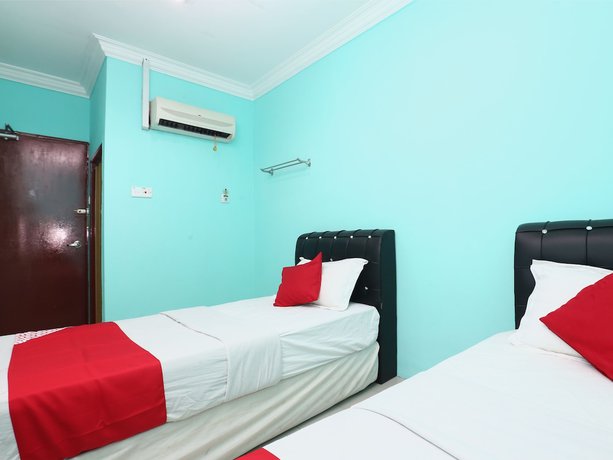 Imagen de la habitación del Hotel Oyo 89498 Sri Seroja Inn Budget. Foto 9