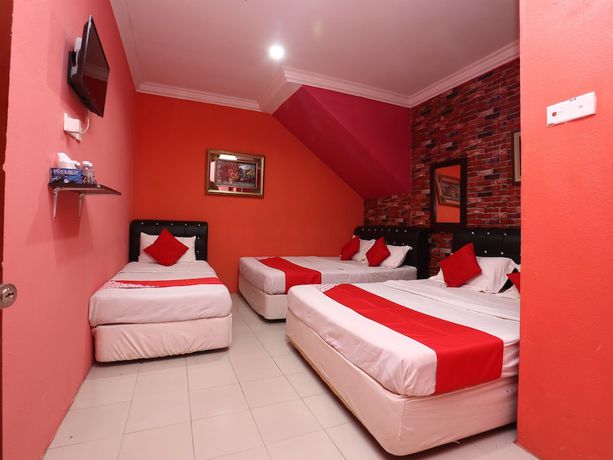 Imagen de la habitación del Hotel Oyo 89498 Sri Seroja Inn Budget. Foto 15