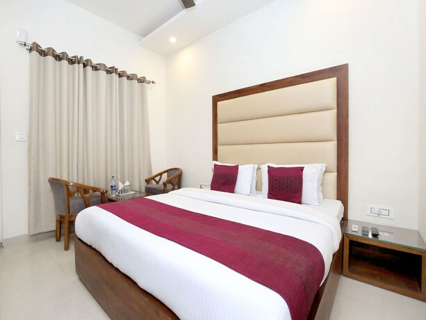 Imagen de la habitación del Hotel Oyo 8954 Joy. Foto 18