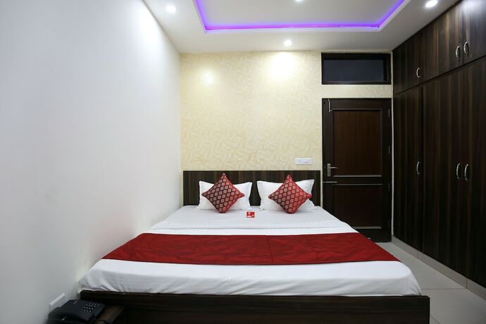 Imagen de la habitación del Hotel Oyo 8959 New Dk Palace. Foto 23