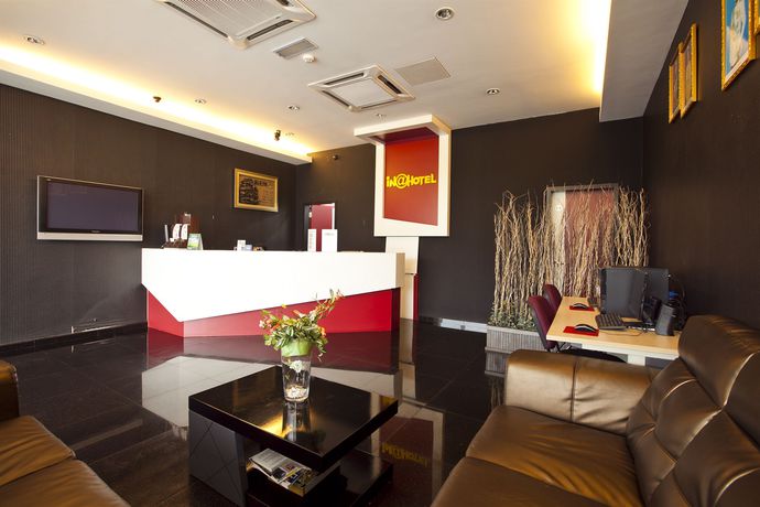 Imagen de los interiores del Hotel Oyo 89810 In@hotel Taman Gaya. Foto 7