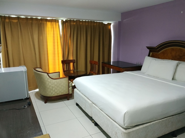 Imagen de la habitación del Hotel Oyo 90030 Al Jafs. Foto 13