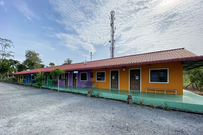 Imagen general del Hotel Oyo 90168 Serambi Pelangi Chalet. Foto 2