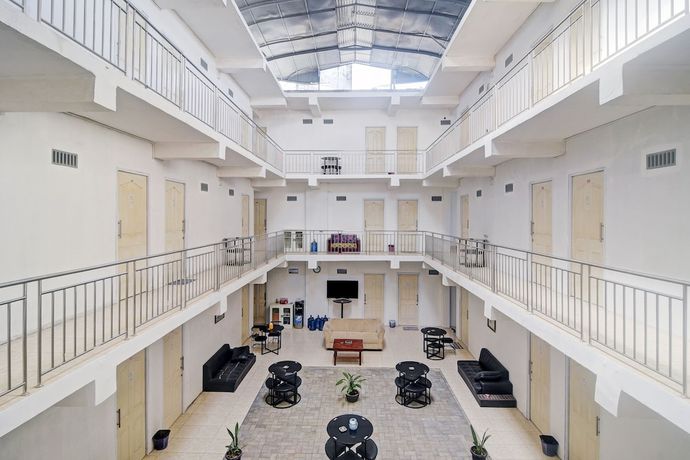 Imagen de los interiores del Hotel Oyo 90499 Fortune. Foto 9