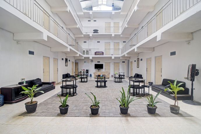 Imagen de los interiores del Hotel Oyo 90499 Fortune. Foto 17