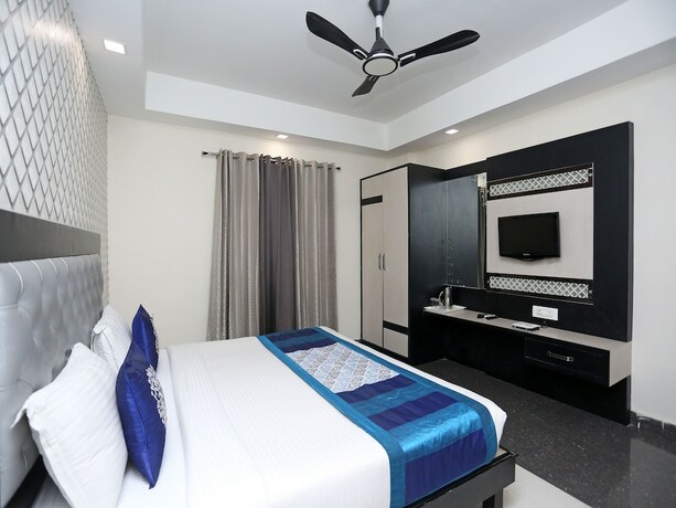Imagen general del Hotel Oyo 9050 Saya. Foto 15
