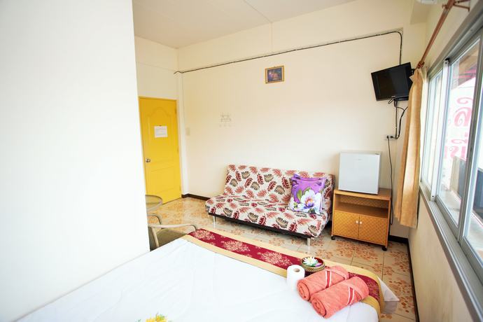 Imagen del bar/restaurante del Hotel Oyo 906 Bann One Love. Foto 5