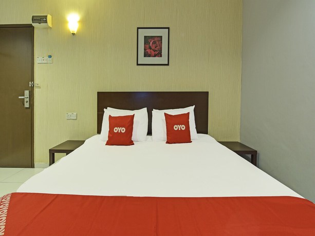 Imagen de la habitación del Hotel Oyo 90644 M Three. Foto 15