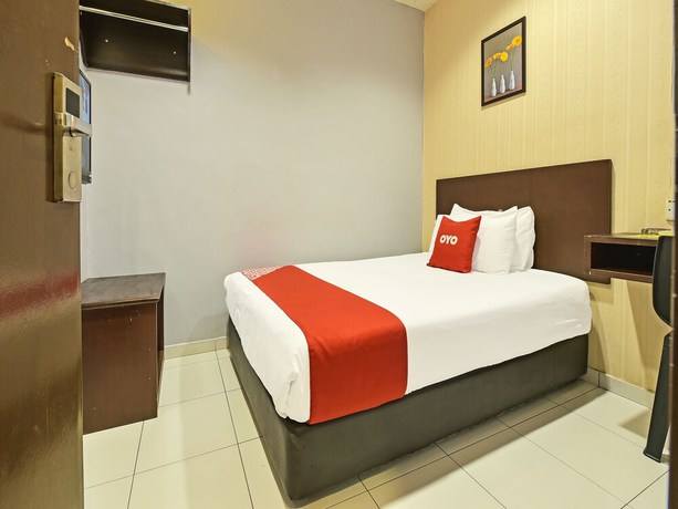 Imagen de la habitación del Hotel Oyo 90644 M Three. Foto 19
