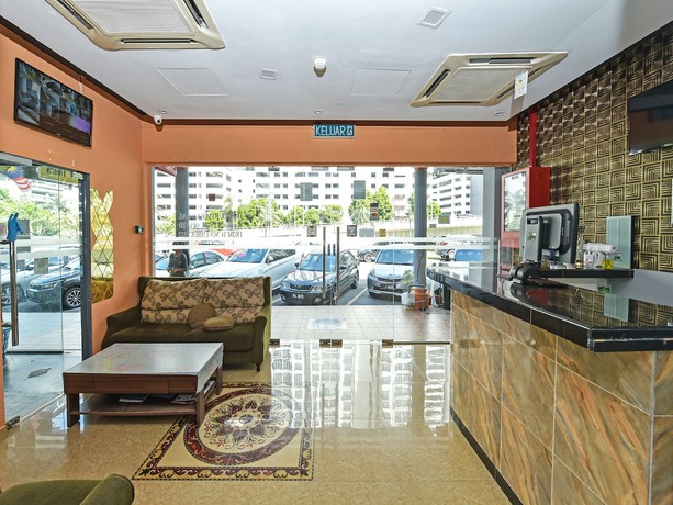 Imagen de los interiores del Hotel Oyo 90703 Rim Global. Foto 19