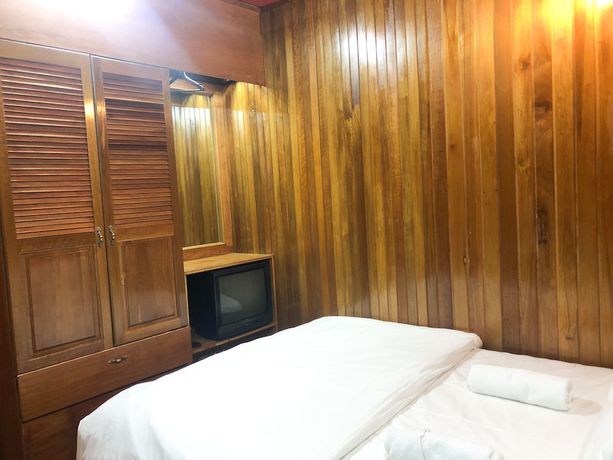 Imagen de la habitación del Hotel Oyo 90909 I.villa Inn. Foto 5
