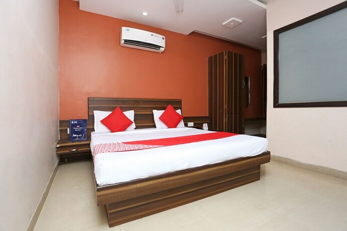 Imagen de la habitación del Hotel Oyo 9096 City Star. Foto 11
