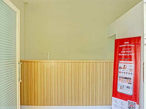 Imagen de los interiores del Hotel Oyo 91217 Skyland @ Pgv Near Gunung Putri. Foto 19