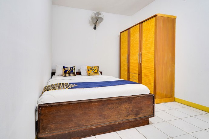 Imagen de la habitación del Hotel Oyo 91546 Dewi Sudirman Homestay. Foto 8