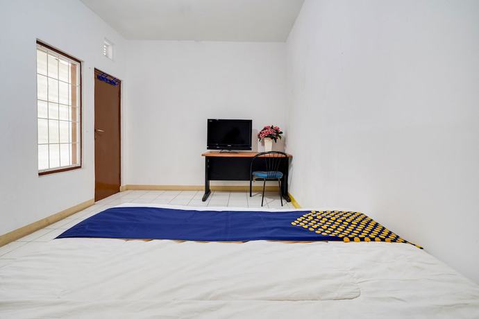 Imagen de la habitación del Hotel Oyo 91546 Dewi Sudirman Homestay. Foto 13