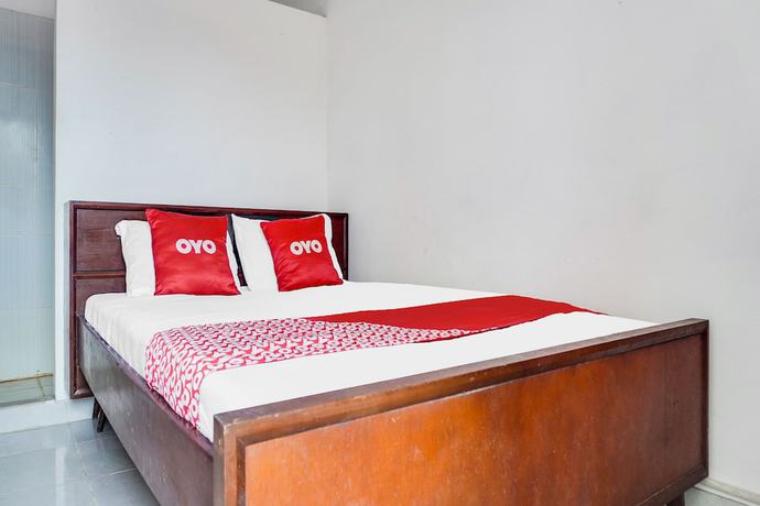 Imagen de la habitación del Hotel Oyo 92110 Christine Home Stay Syariah. Foto 3