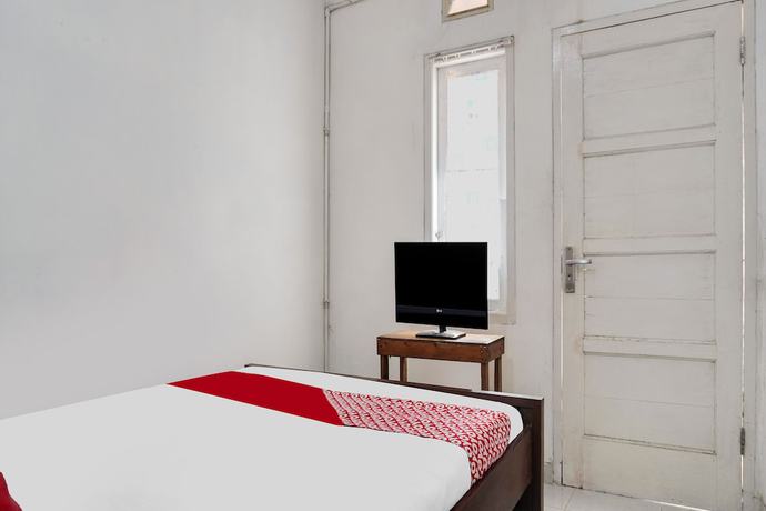 Imagen de la habitación del Hotel Oyo 92110 Christine Home Stay Syariah. Foto 12