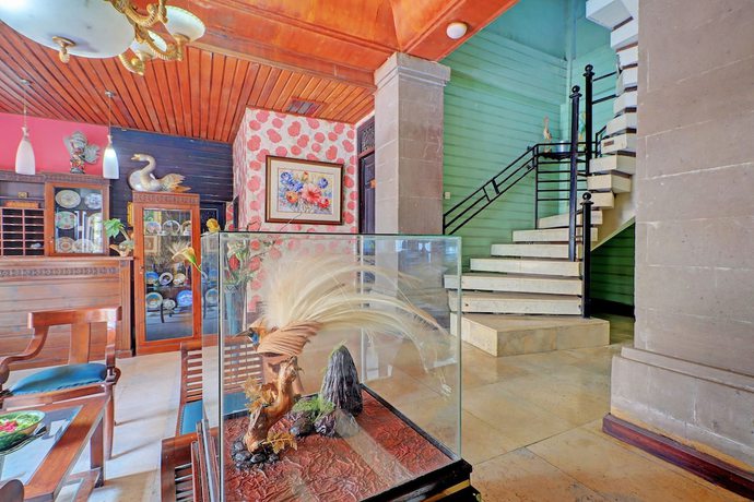 Imagen de los interiores del Hotel Oyo 92439 Tower Klungkung. Foto 11