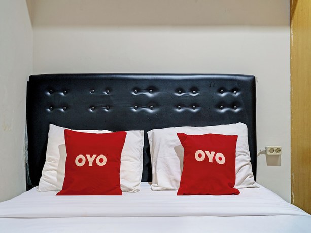 Imagen de la habitación del Hotel Oyo 92768 Flagship Exclusive Colombus Near Stasiun Karawang. Foto 5