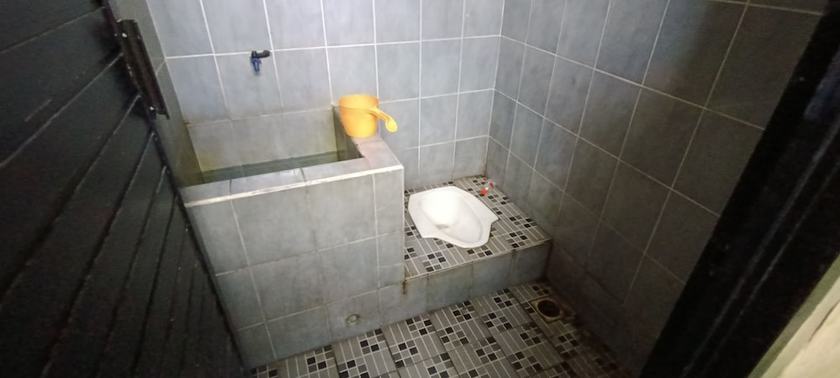 Imagen de la habitación del Hotel Oyo 93295 Wisma Aluh Ambak. Foto 8