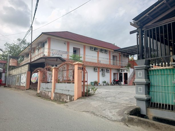 Imagen general del Hotel Oyo 93332 Kharis Home Stay. Foto 1