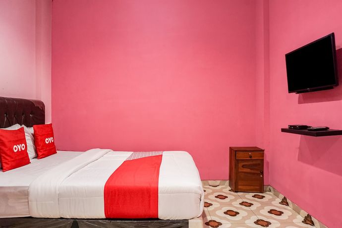 Imagen de la habitación del Hotel Oyo 93342 Yasmine Guesthouse Syariah. Foto 4