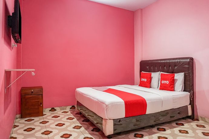 Imagen de la habitación del Hotel Oyo 93342 Yasmine Guesthouse Syariah. Foto 7