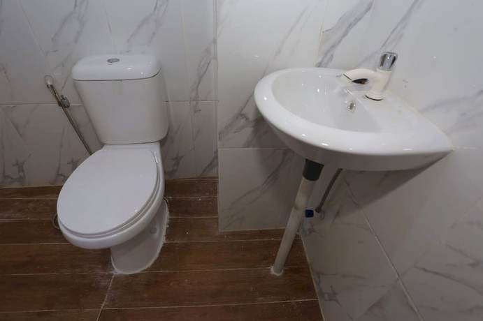 Imagen de la habitación del Hotel Oyo 93356 Pondok Cirendeu. Foto 6