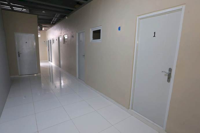 Imagen de los interiores del Hotel Oyo 93356 Pondok Cirendeu. Foto 17