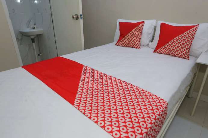 Imagen de la habitación del Hotel Oyo 93356 Pondok Cirendeu. Foto 7