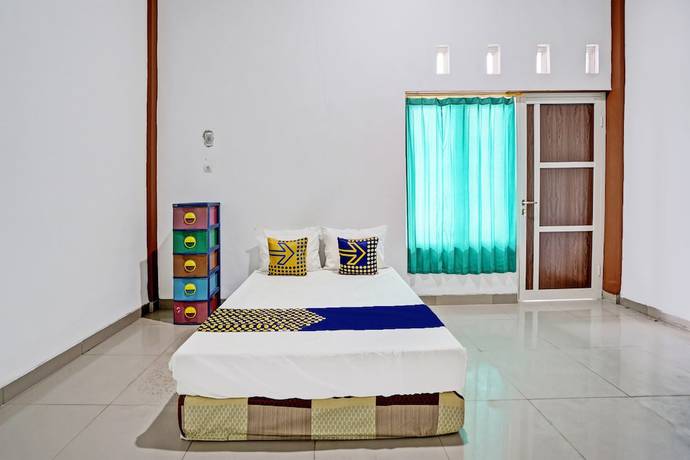 Imagen de la habitación del Hotel Oyo 93360 Wisma Subur Syariah. Foto 10