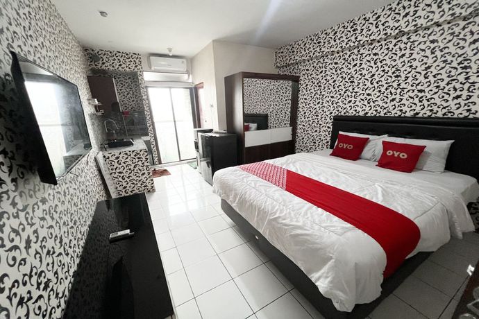 Imagen de la habitación del Hotel Oyo 93369 Apartemen Gateway Cicadas By Qq Rent 2. Foto 6