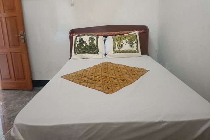 Imagen de la habitación del Hotel Oyo 93425 Homestay Anisa. Foto 3
