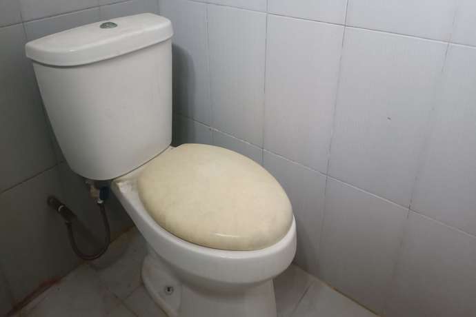 Imagen de la habitación del Hotel Oyo 93425 Homestay Anisa. Foto 6