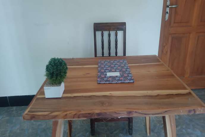 Imagen de los interiores del Hotel Oyo 93425 Homestay Anisa. Foto 18