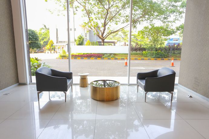 Imagen de los interiores del Hotel Oyo 93432 Tree Room. Foto 14