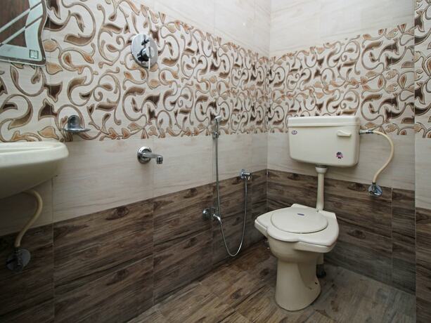 Imagen de la habitación del Hotel Oyo 9529 Agc. Foto 9
