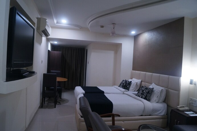 Imagen de la habitación del Hotel Oyo 9580 Garnet Inn. Foto 31