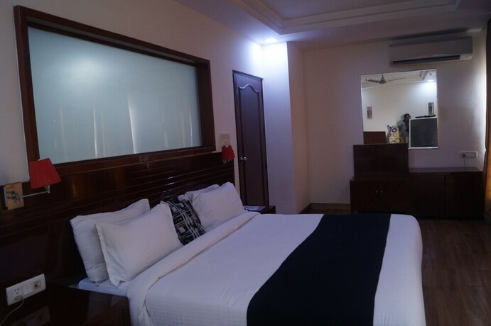 Imagen de la habitación del Hotel Oyo 9580 Garnet Inn. Foto 33