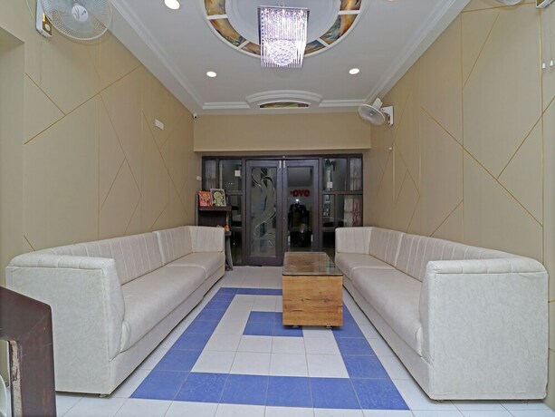 Imagen de los interiores del Hotel Oyo 9580 Garnet Inn. Foto 37